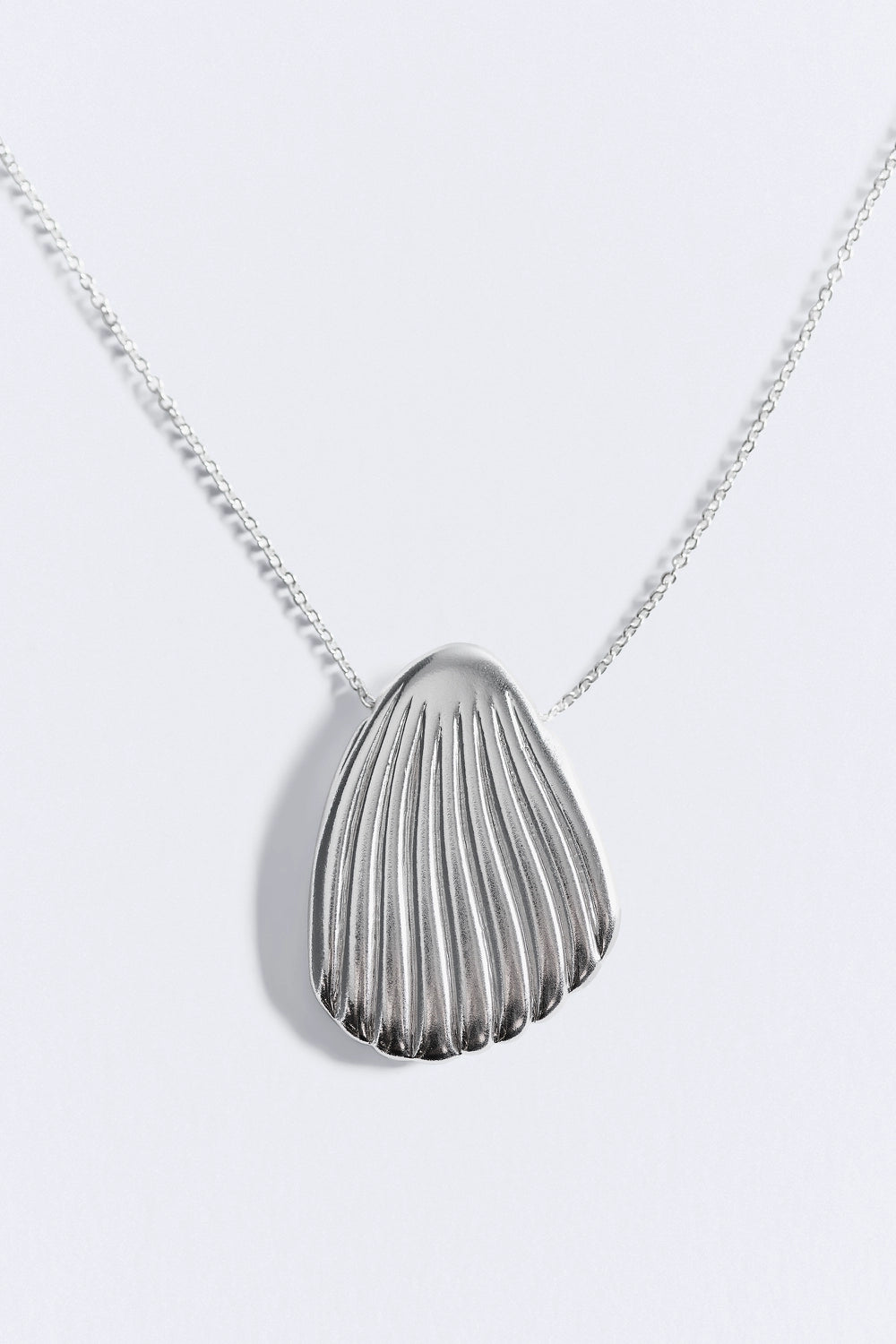 COLLIER SHELL