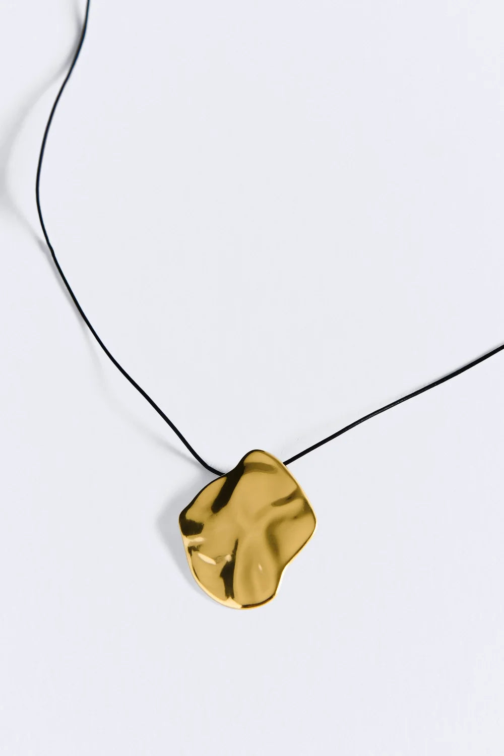 COLLAR WILLOW