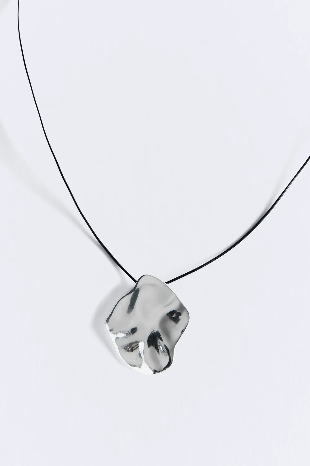 COLLAR WILLOW