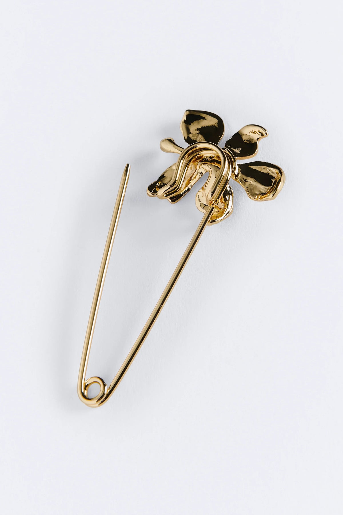 BROCHE VERA